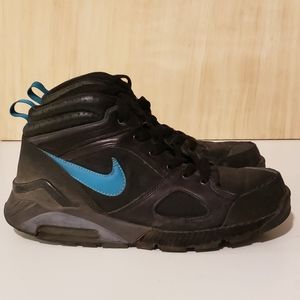 Nike acg hiking shoes boots sz 9.5